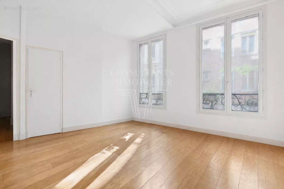 Appartement à PARIS-6E