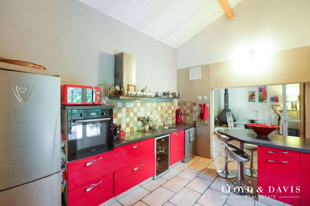 Maison à SAINT-CANNAT
