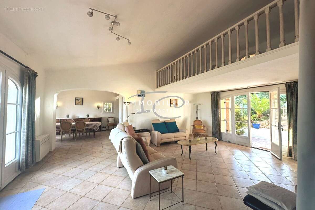 Maison à LA CROIX-VALMER