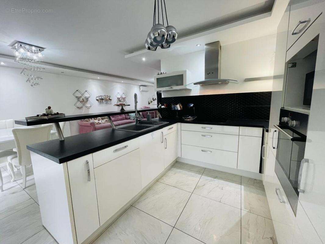 Maison à JANNEYRIAS