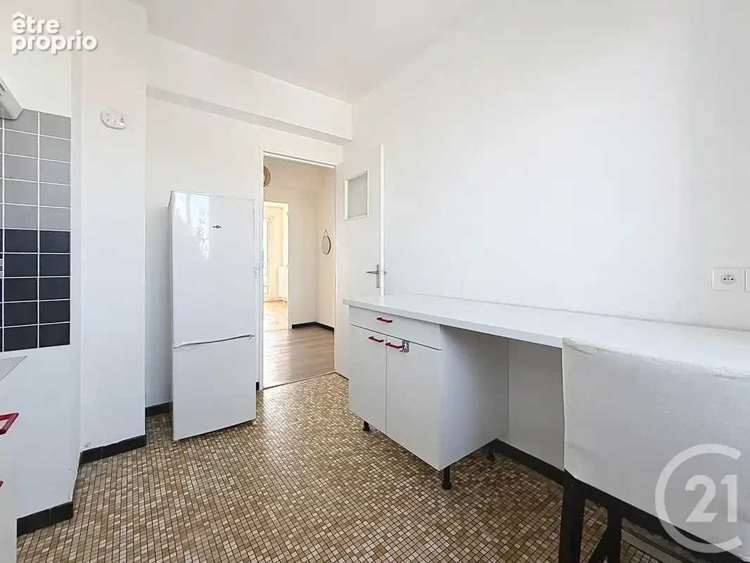 Appartement 3 pièces 68 m² à vendre à Reims (51100) - photo 8