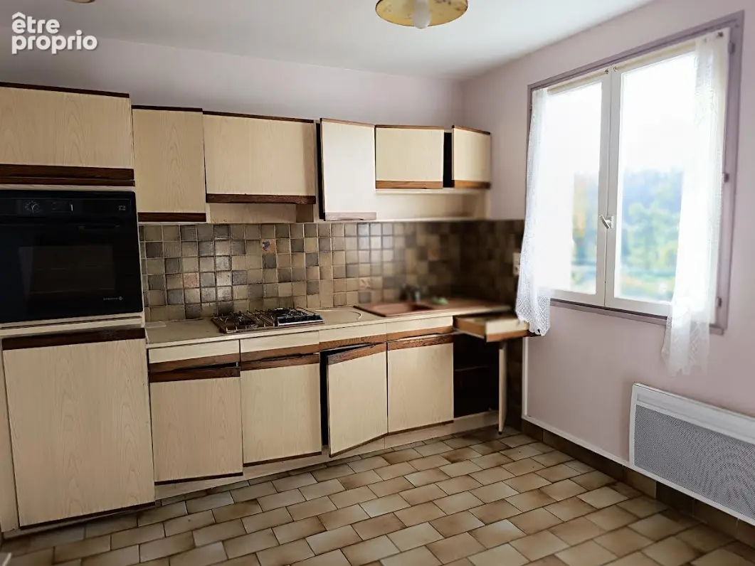 29530 Plonevez du Faou maison plain pied 3 chambres sous sol au calme, vue, source, hangar - photo 7