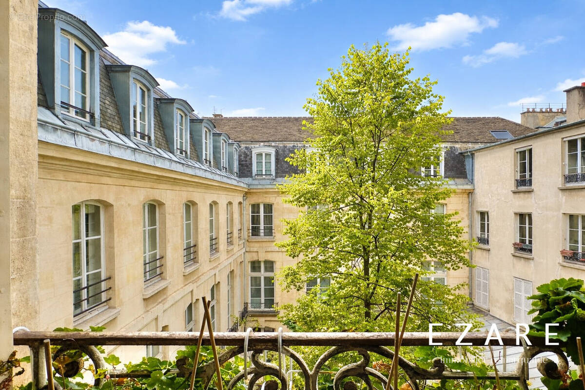 Appartement à PARIS-3E