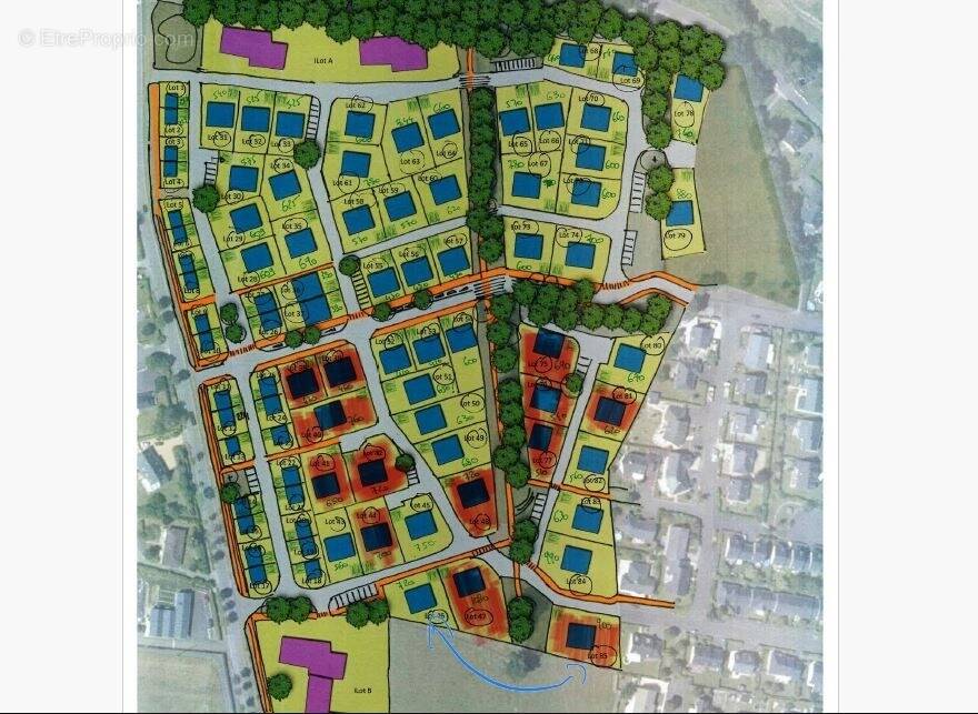 Terrain à BONCHAMP-LES-LAVAL