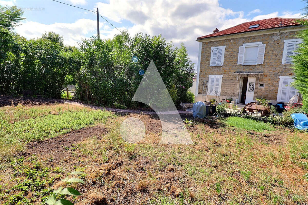 Maison à SAINT-OUEN-L&#039;AUMONE