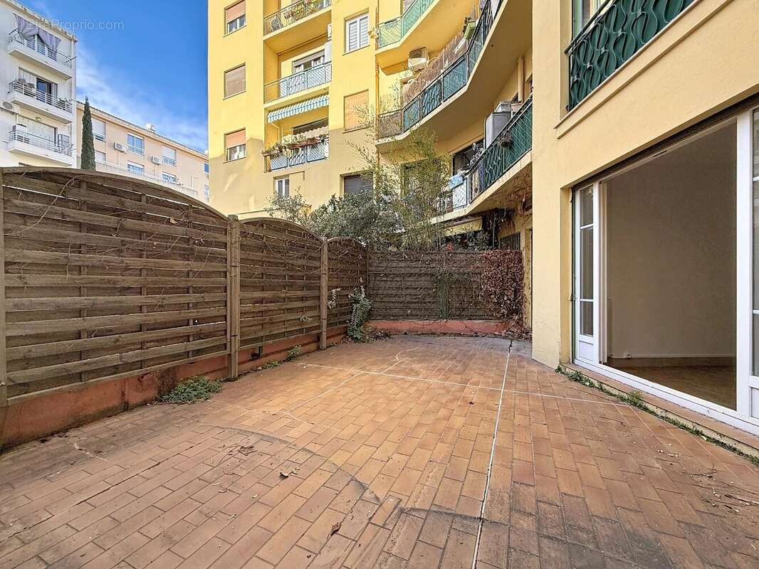 Appartement à NICE