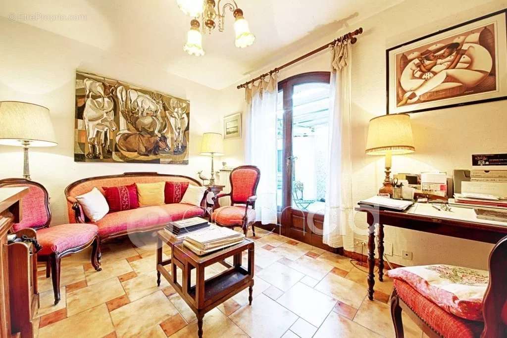 Maison à PEYMEINADE