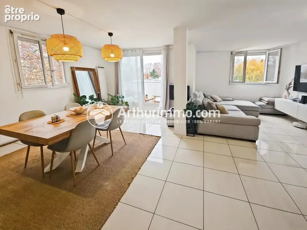 Appartement à LISSES