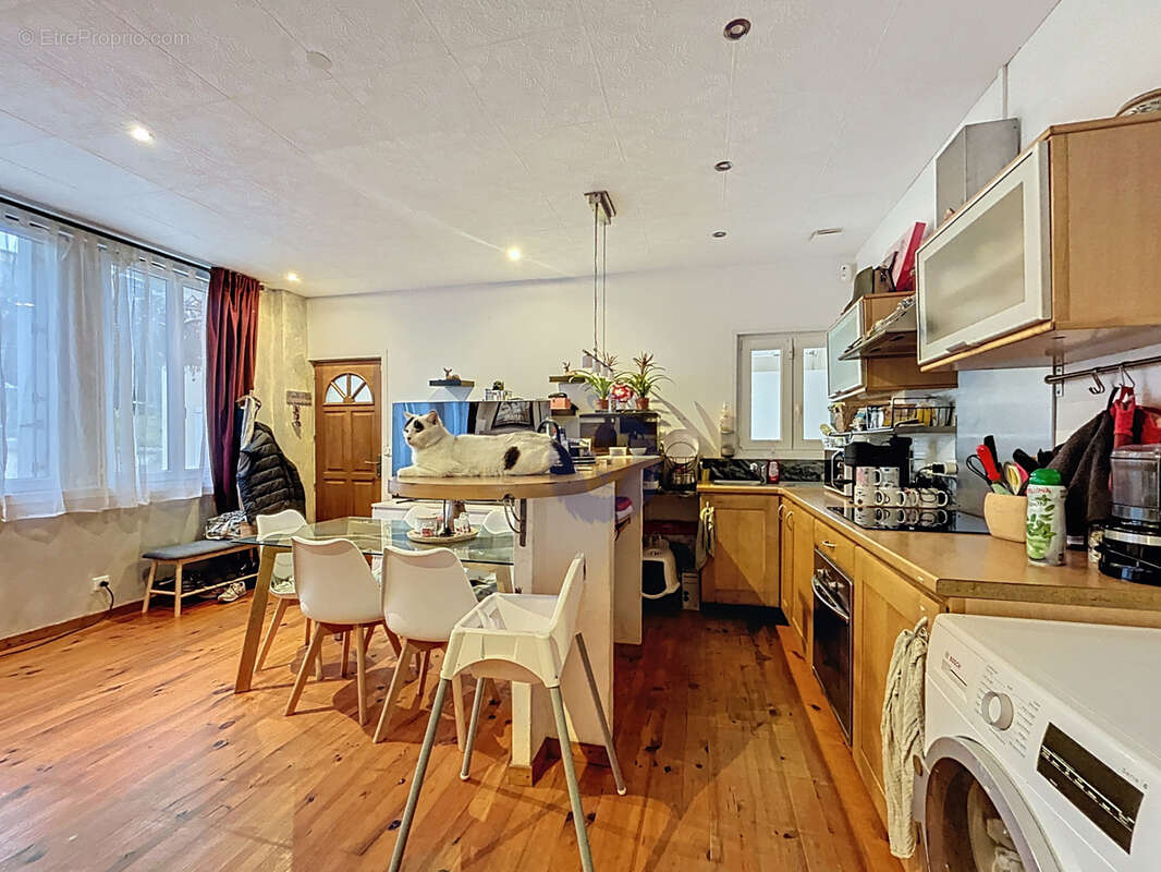 Appartement à DAMMARIE-LES-LYS