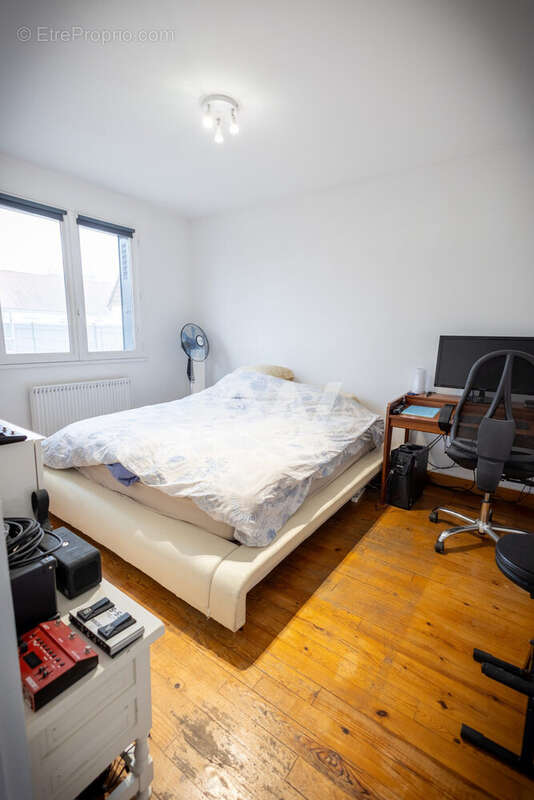 Maison 80 m² à Checy  - photo 4