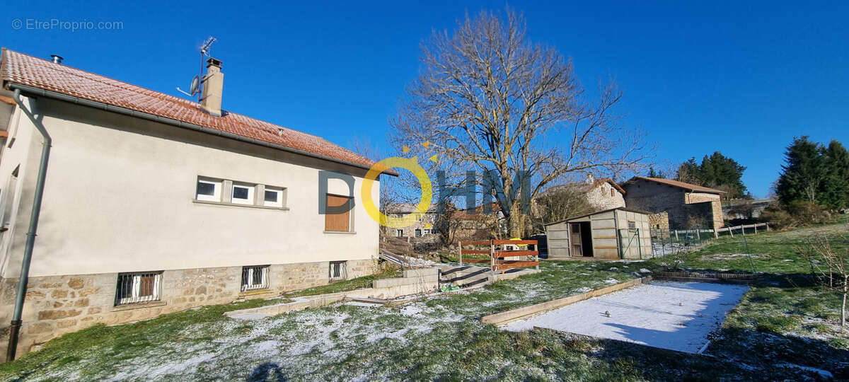 Maison à ESTIVAREILLES