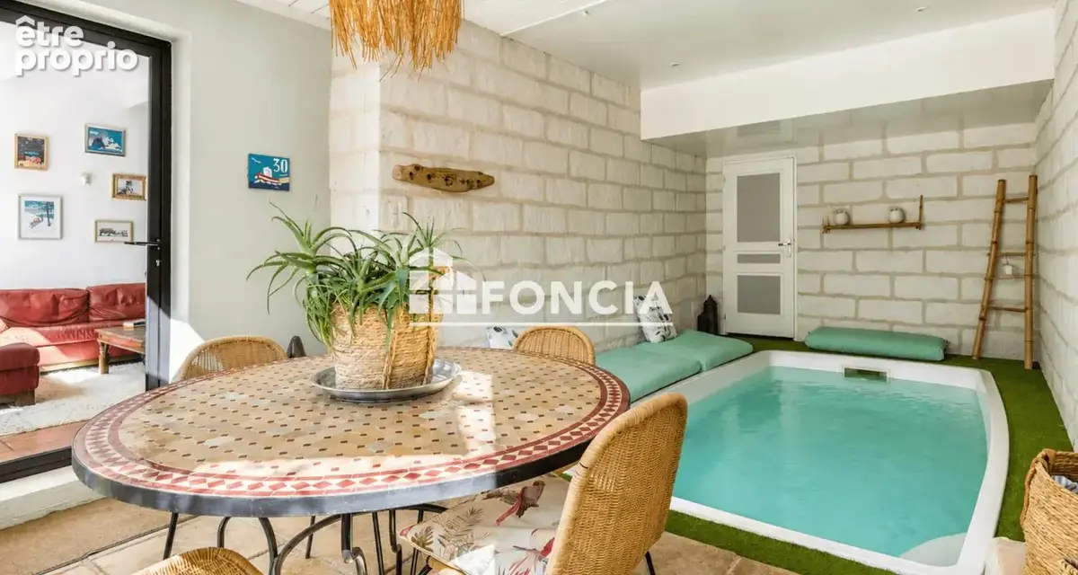 Mus – Maison de caractère , piscine intérieure, patio et cachet d'exception pour une T6 de 186 m² au calme absolu - photo 4
