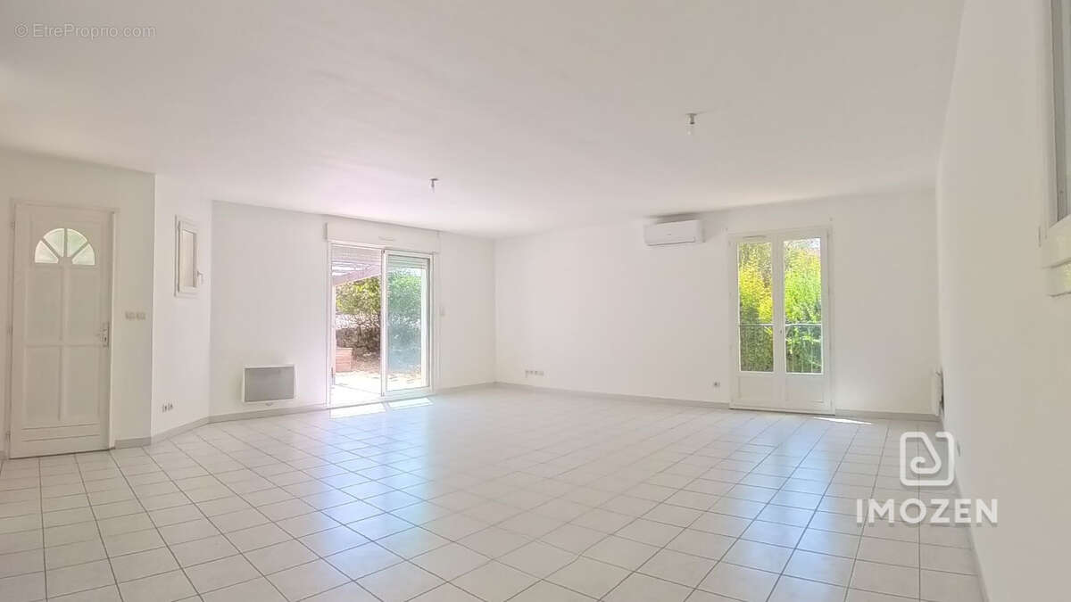 Maison T5 de 120 m2Le Val (83143) - photo 6