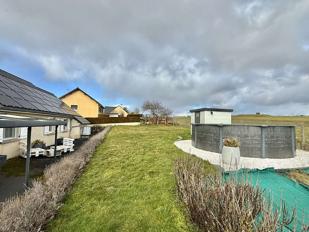 SECTEUR MANZAT / Maison familiale à vendre de 130 m², belles prestations  et extérieur soigné ! - photo 17