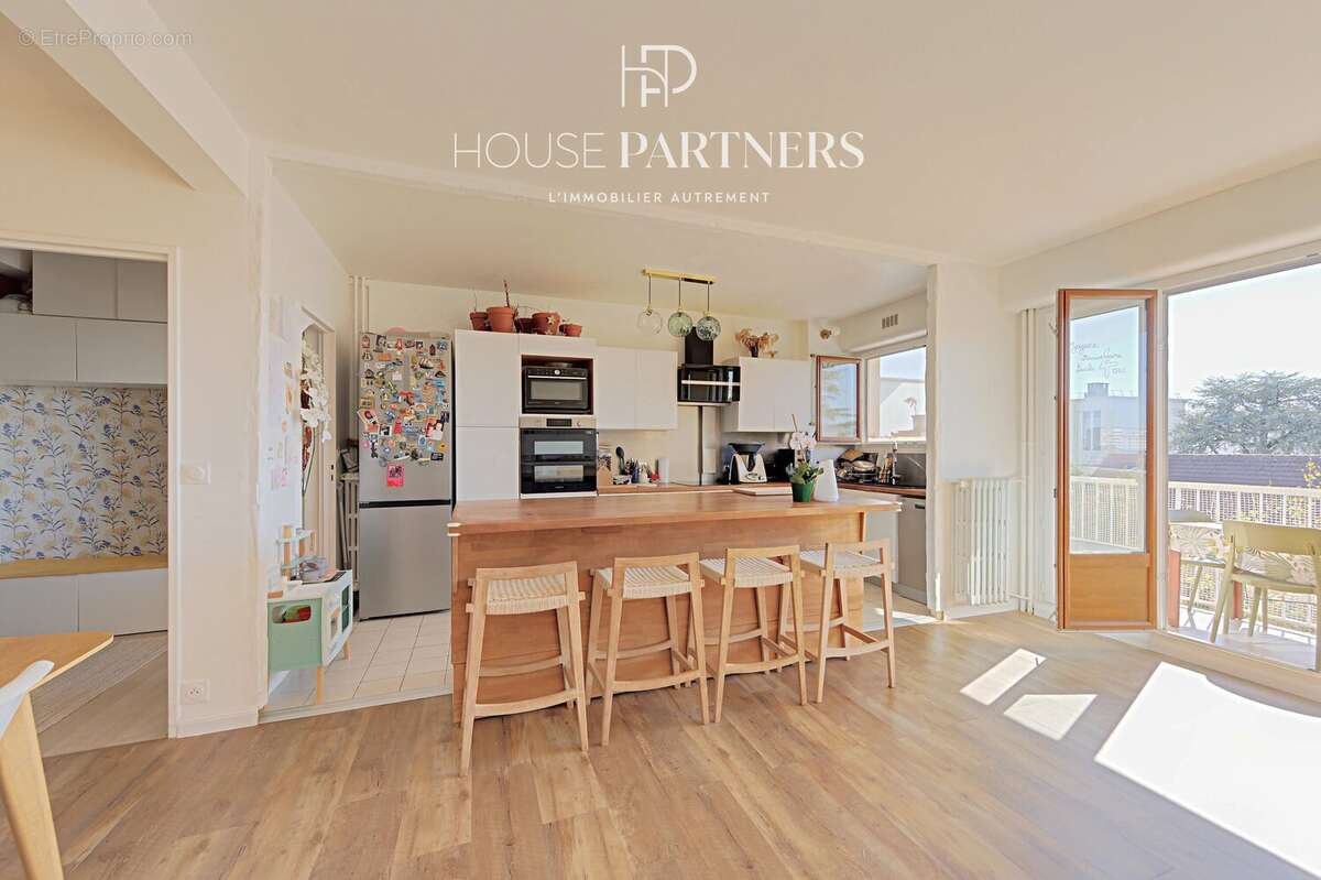 Appartement à RUEIL-MALMAISON