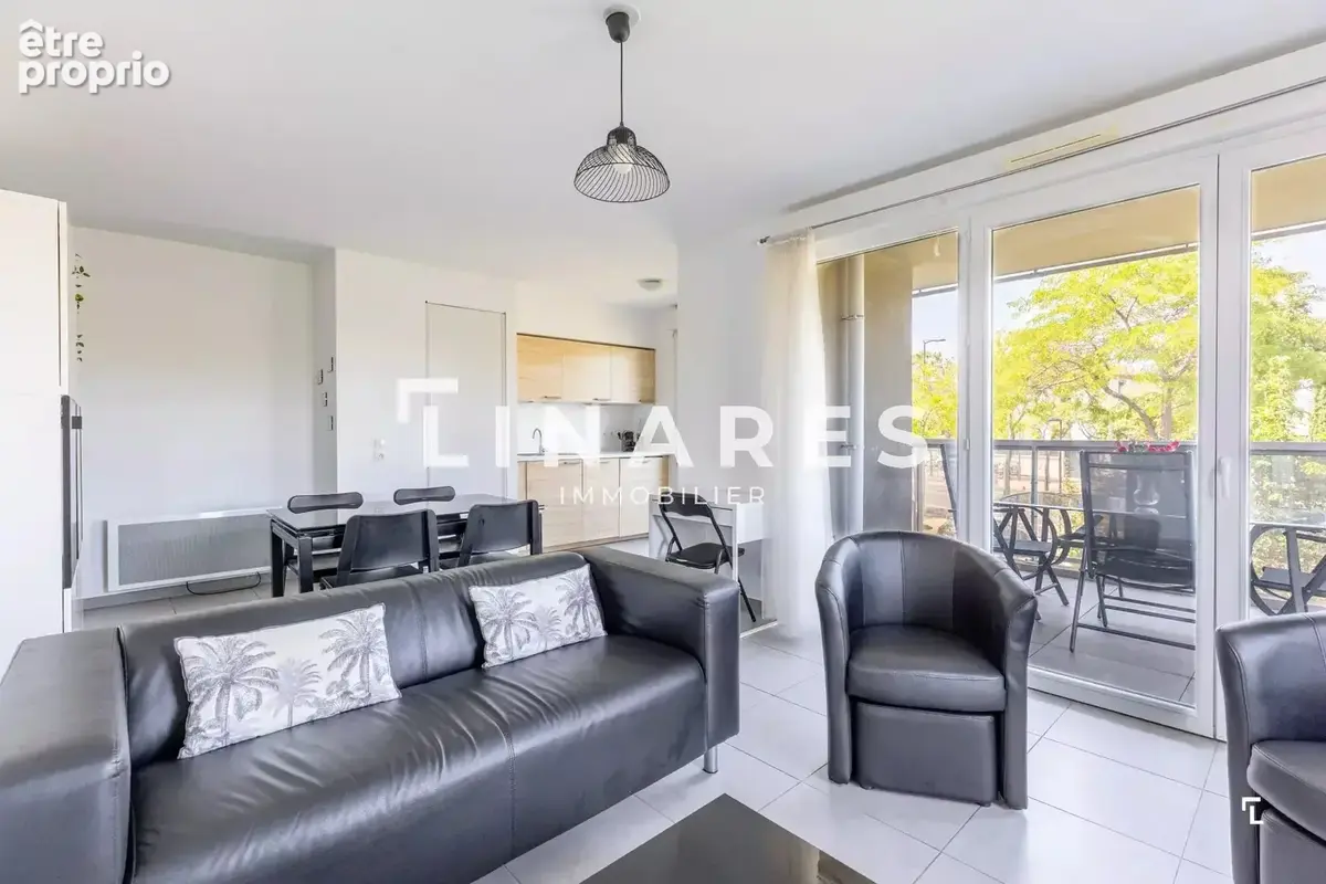 LE RAYONNANT - Appartement T3 de 63m2 - Terrasse 11m2 - Box fermé - 13009 - photo 4
