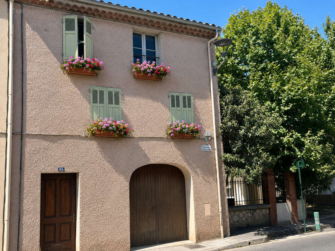 Maison à CUERS