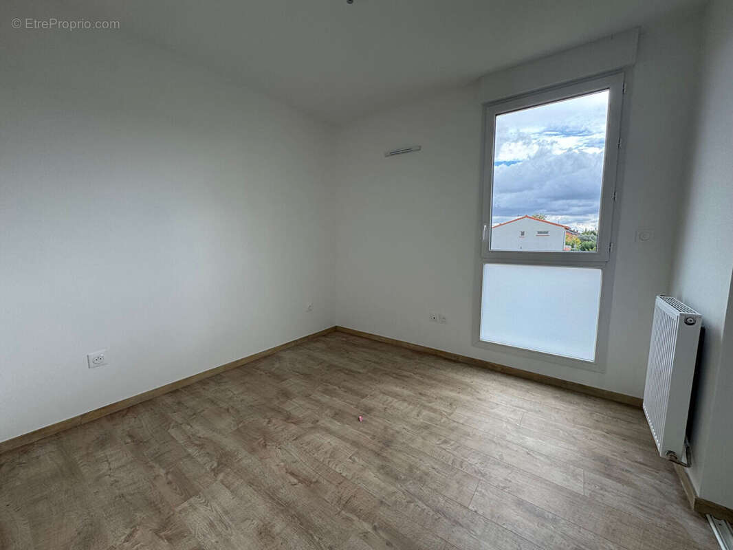 Appartement Toulouse 3 pièces de 57m² + Balcon + Parking sou-sol ! - photo 3