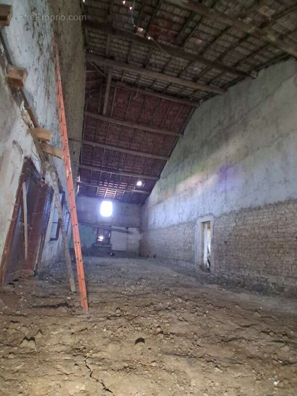 Maison à JONVILLE-EN-WOEVRE