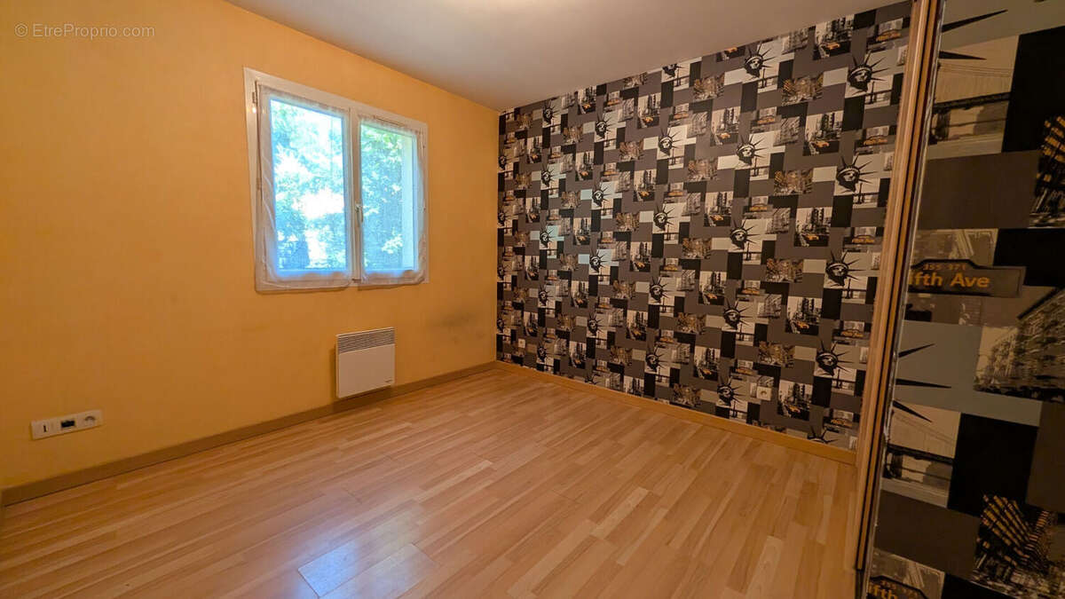 Maison F5 - récente de plein pied  à CORNAS - photo 14