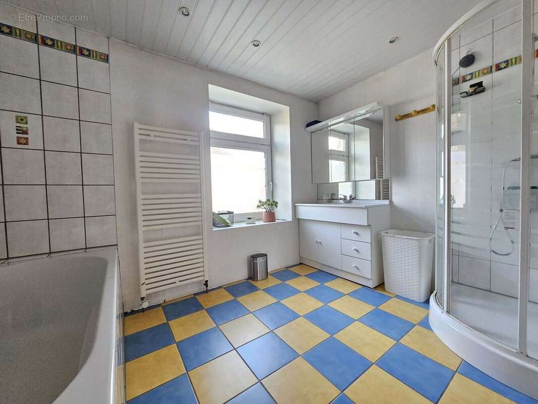 Maison à EINVILLE-AU-JARD