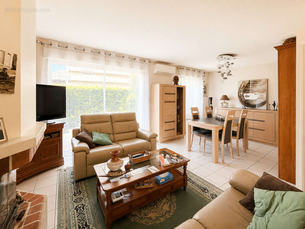 Appartement à ARES