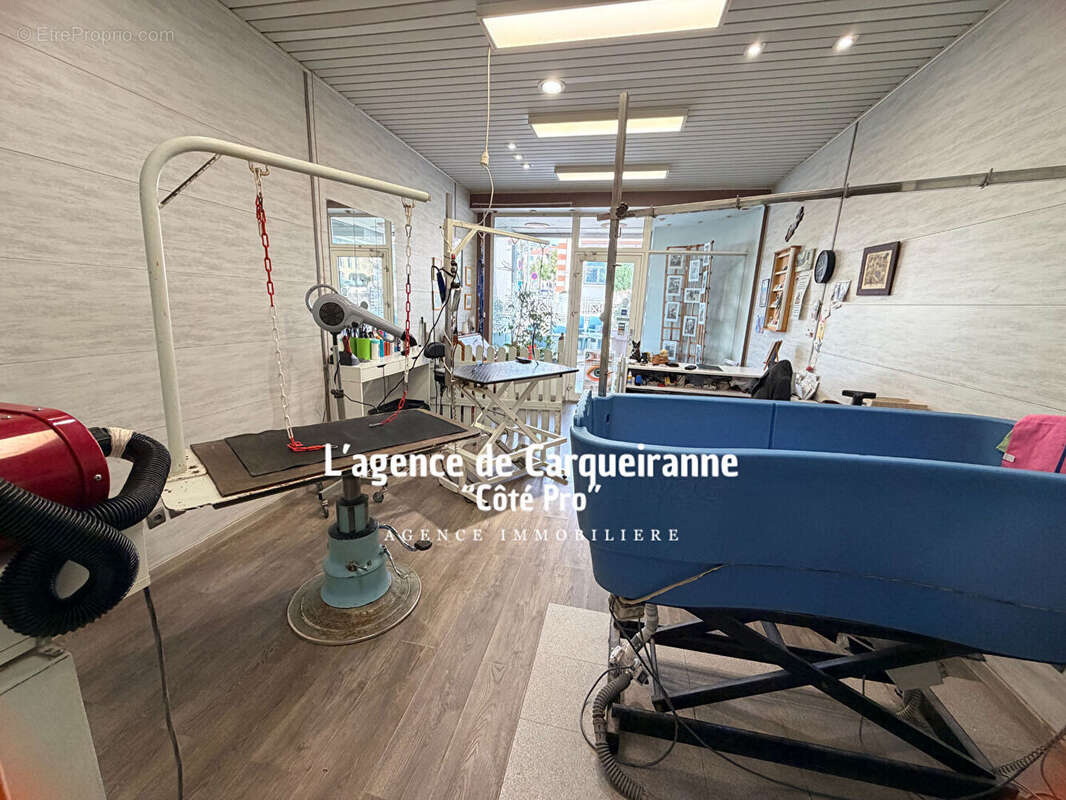 A vendre cession de droit au bail local de 35 m2 idealement situe dans  le centre ville de carqueiranne - photo 8