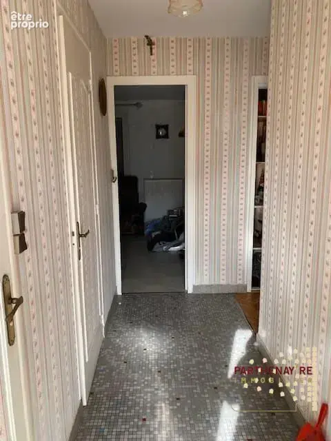 Maison 85 m² à Parthenay  - photo 2