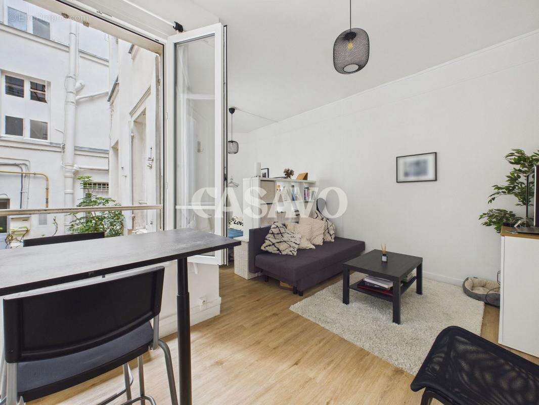 Appartement à PARIS-7E