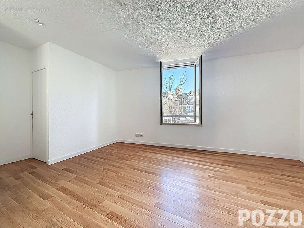 Appartement Granville 2 pièces de  40 m2 - photo 3
