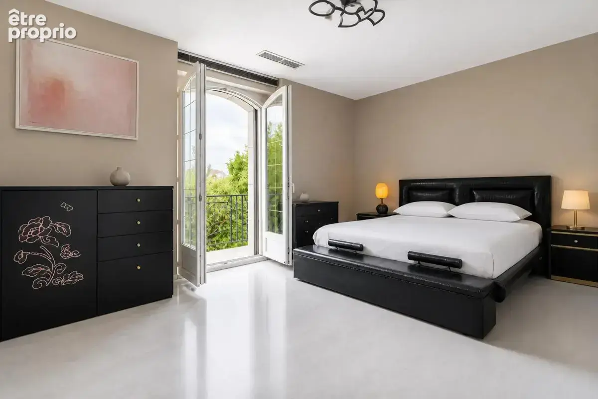 Maison de 7 pièces de 250 m² à Saint-Gratien - photo 13