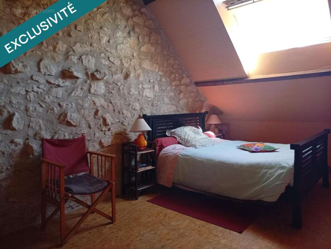 Photo 9 - Maison à SAINT-PIERRE-DE-MAILLE