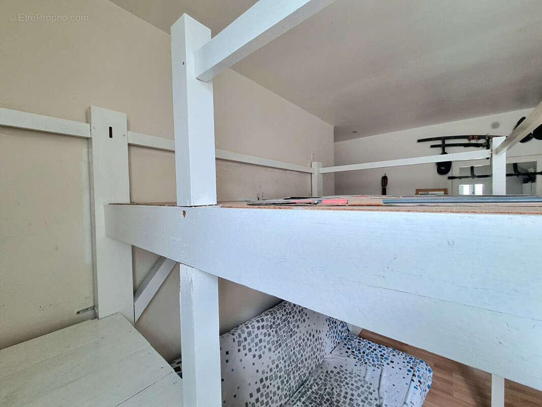 Appartement à PARIS-14E