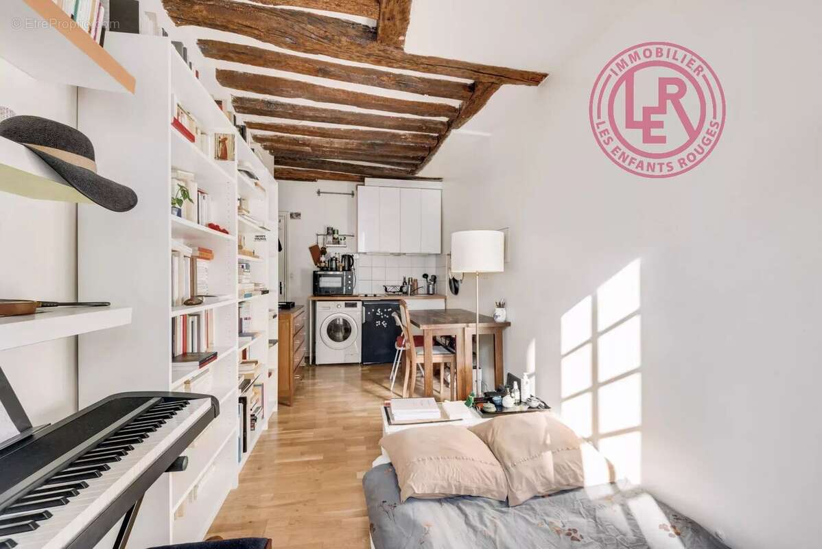 Appartement à PARIS-4E