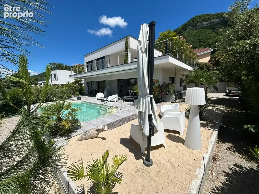 Maison à VOIRON