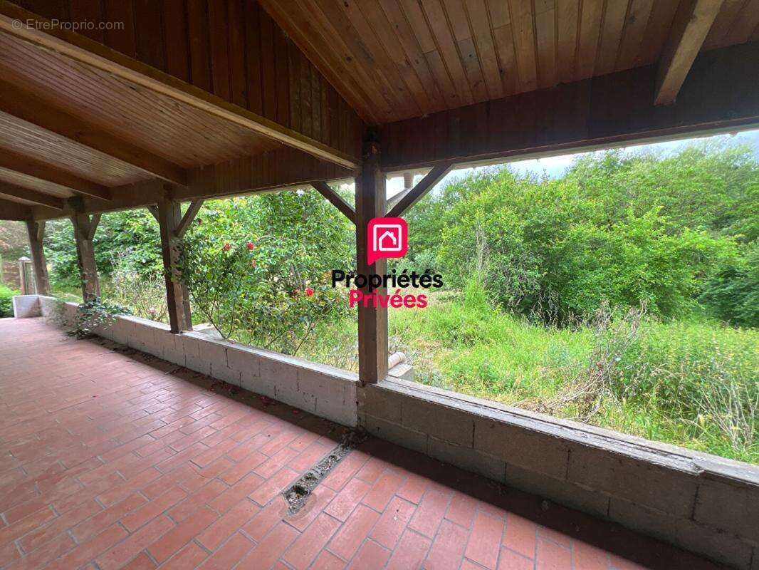 Maison 185m² - 3 chambres - jardin et grange attenante - photo 13