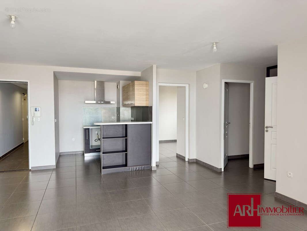 Appartement à SAINT-DENIS