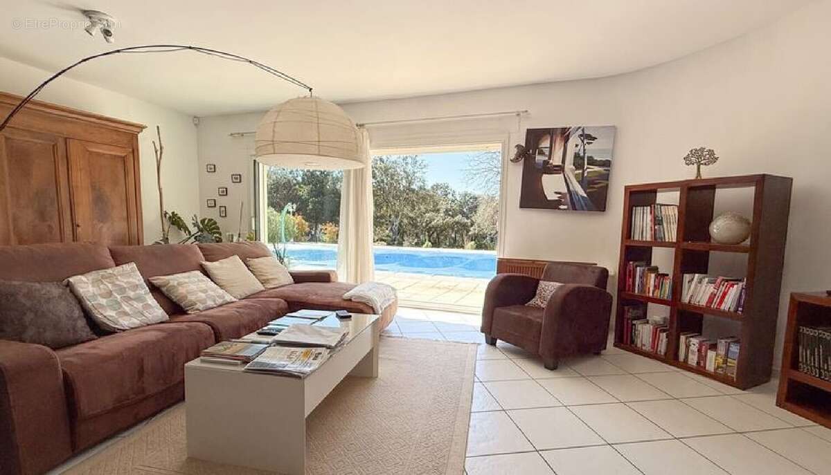 Maison à ORANGE