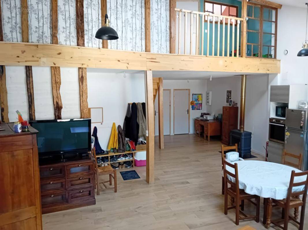 Appartement à TARASCON-SUR-ARIEGE