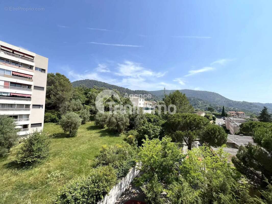 Appartement à LA TRINITE