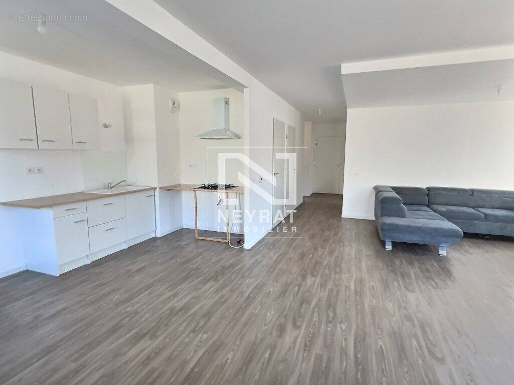 Appartement à CHENOVE