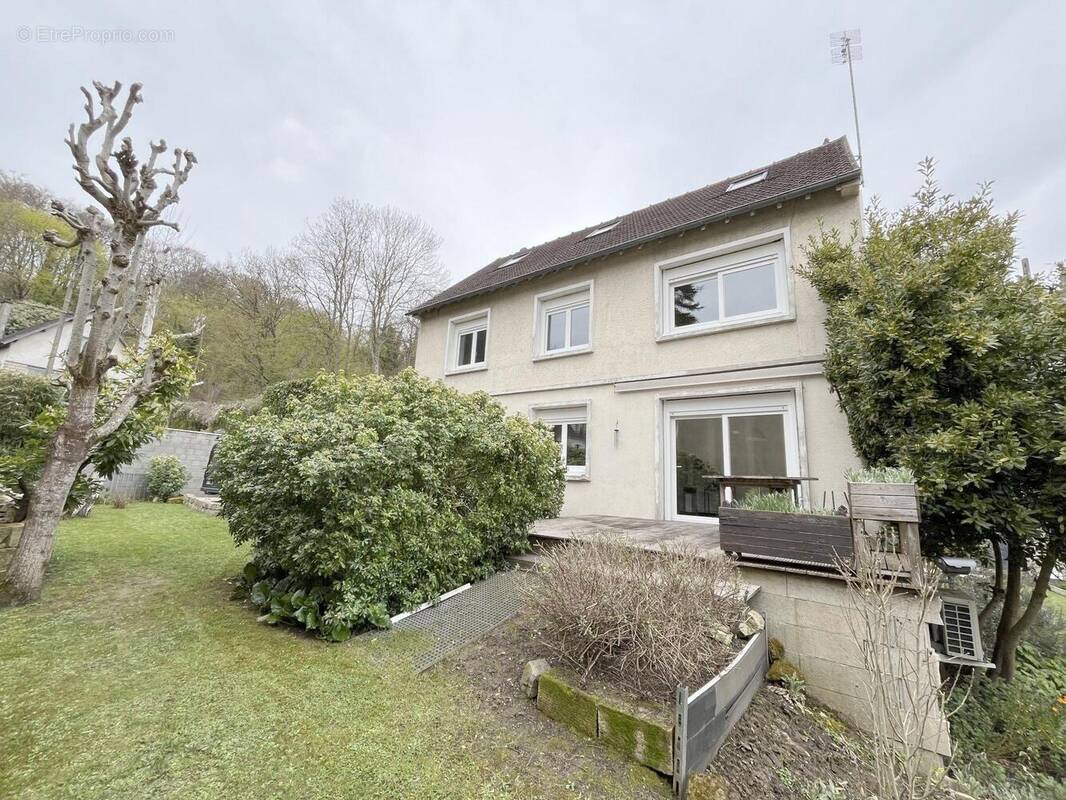 Maison à PONT-SAINTE-MAXENCE