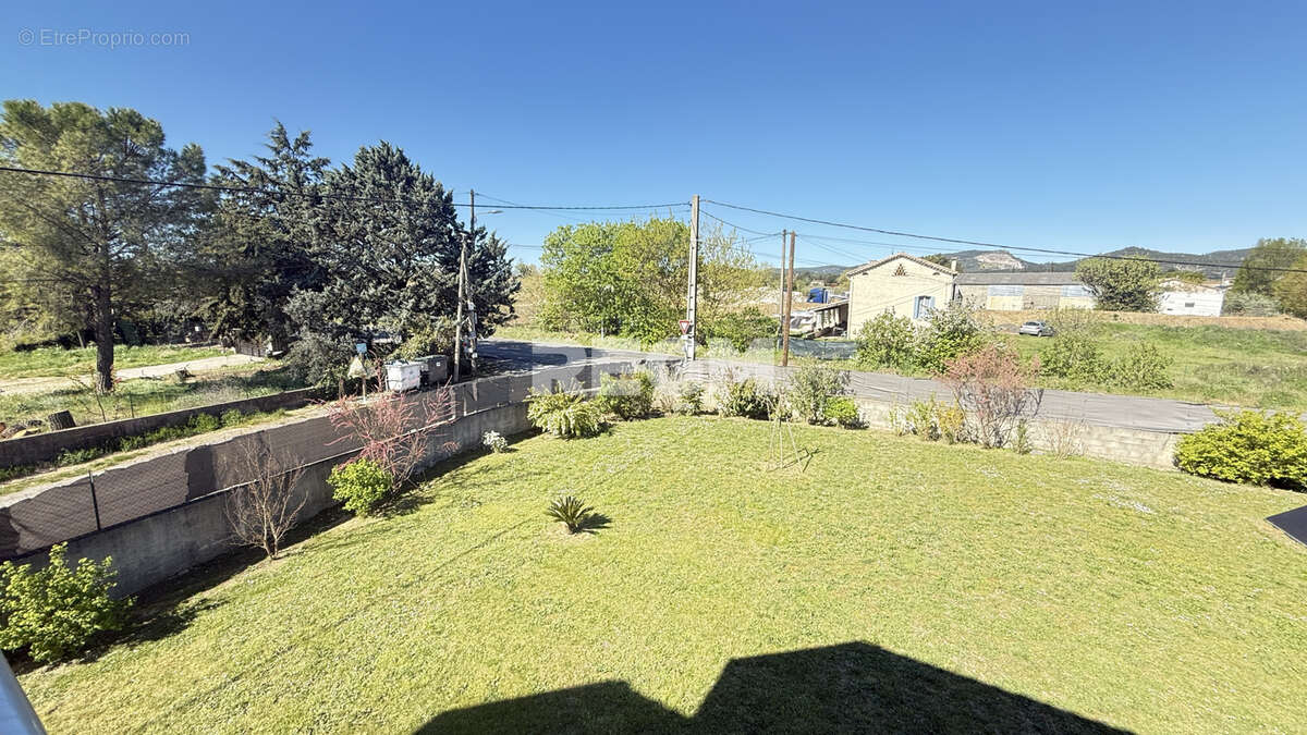 Maison familiale 235 m2 sue parcelle de 1419 m2 - photo 26