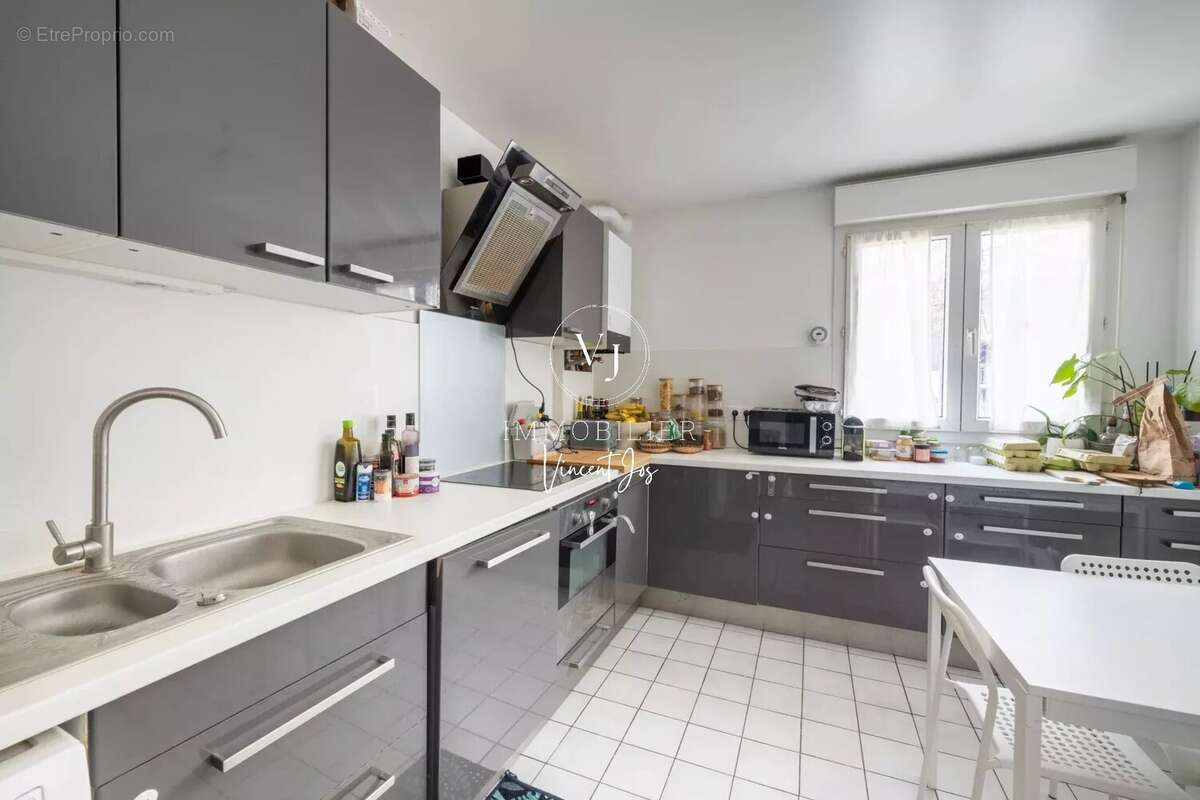 Appartement à VERNEUIL-SUR-SEINE