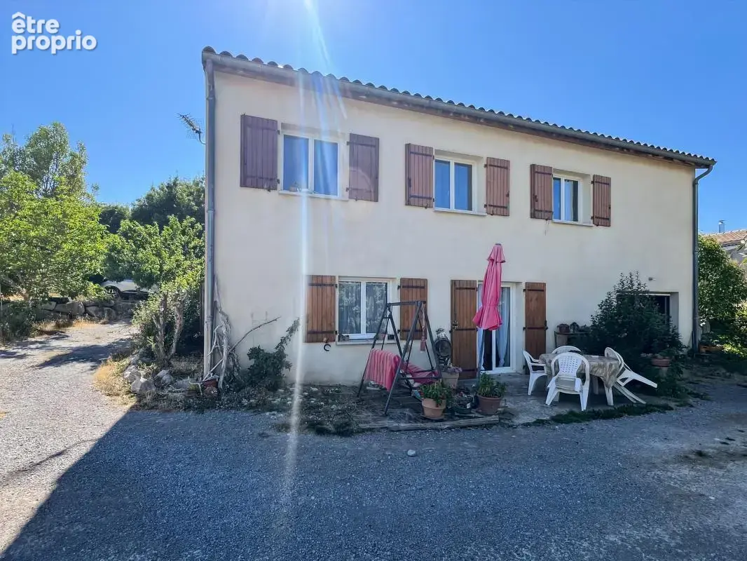 ALISSAS - À Vendre - Maison de 2007 - 5 chambres - 2 logements - terrain de 767 m² - photo 11