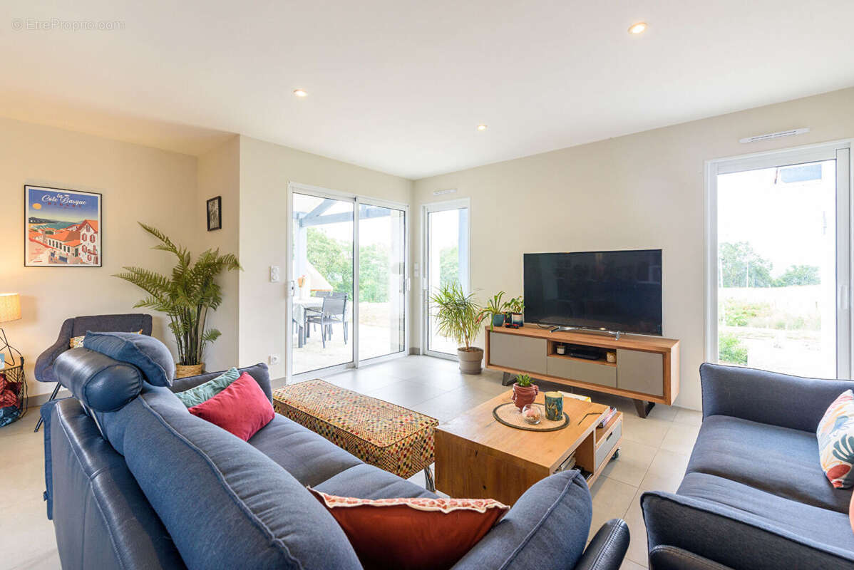 Maison Hagetmau 5 pièce(s) 137 m2 - photo 4