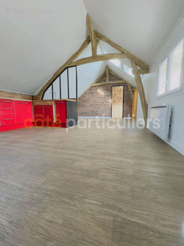 Appartement à FLEURY-LES-AUBRAIS
