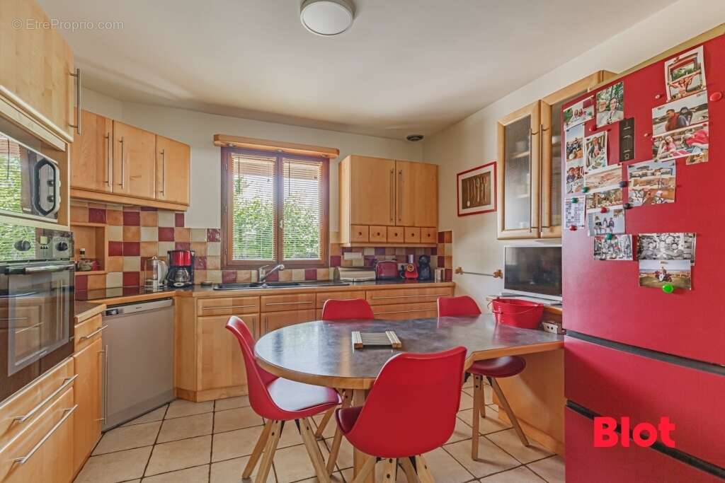 Maison à BOUGUENAIS