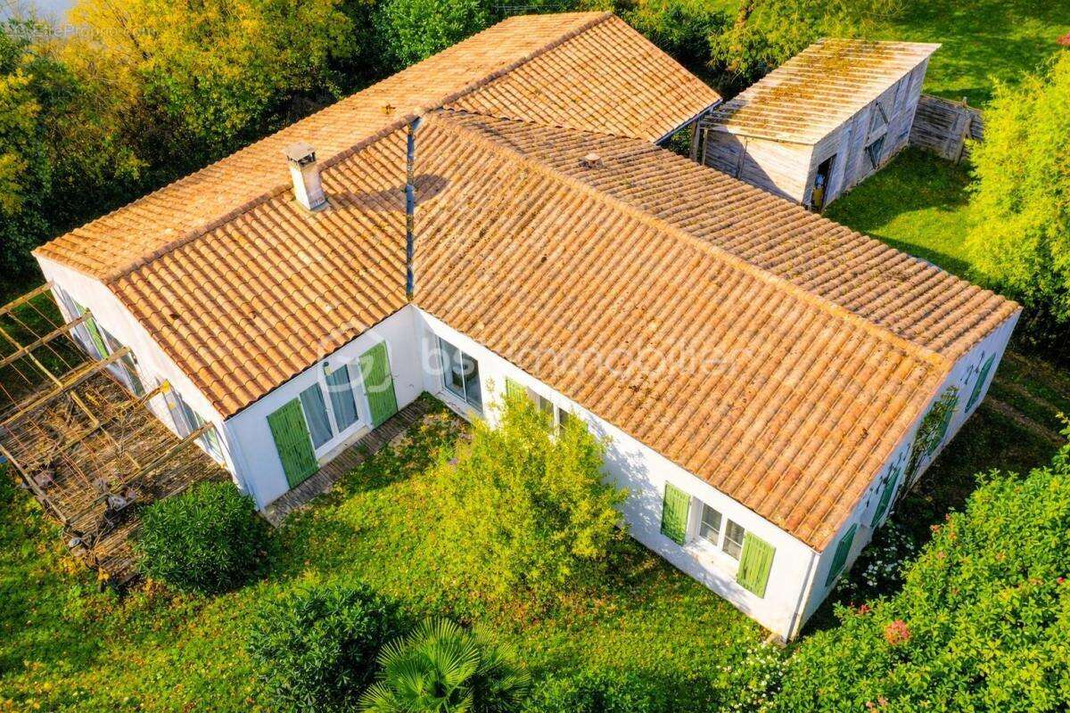 Maison à SAINT-AGNANT