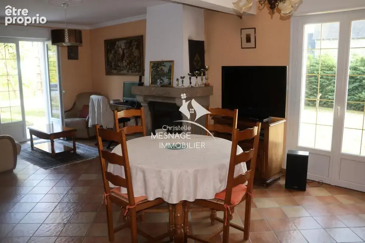 À vendre chez Christelle Mesnage immobilier, aux portes de D - photo 11